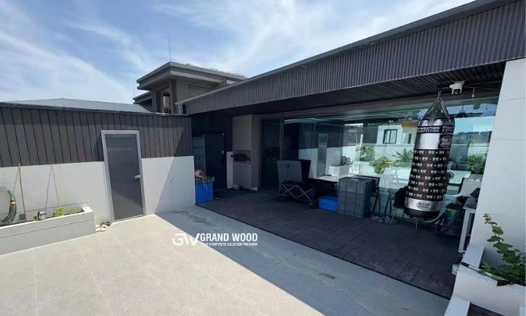 Tấm Ốp Nhựa Ngoài Trời Bền