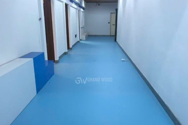 Sàn Vinyl Cuộn Với Tông Màu Xanh – Giải Pháp Nội Thất Hiện Đại Cho Không Gian Sống Và Làm Việc