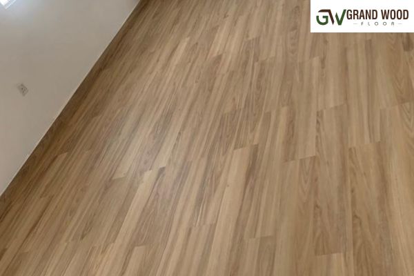 Sàn Vinyl Vân Gỗ – Giải Pháp Nội Thất Thông Minh Cho Mọi Gia Đình