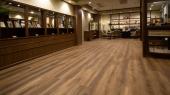 pngtree-room-in-the-lobby-with-wood-floors-image_2966109